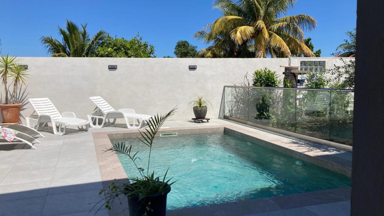 2 Chambres Avec Piscine Dans Maison Creole Saint Pierre Exterior photo